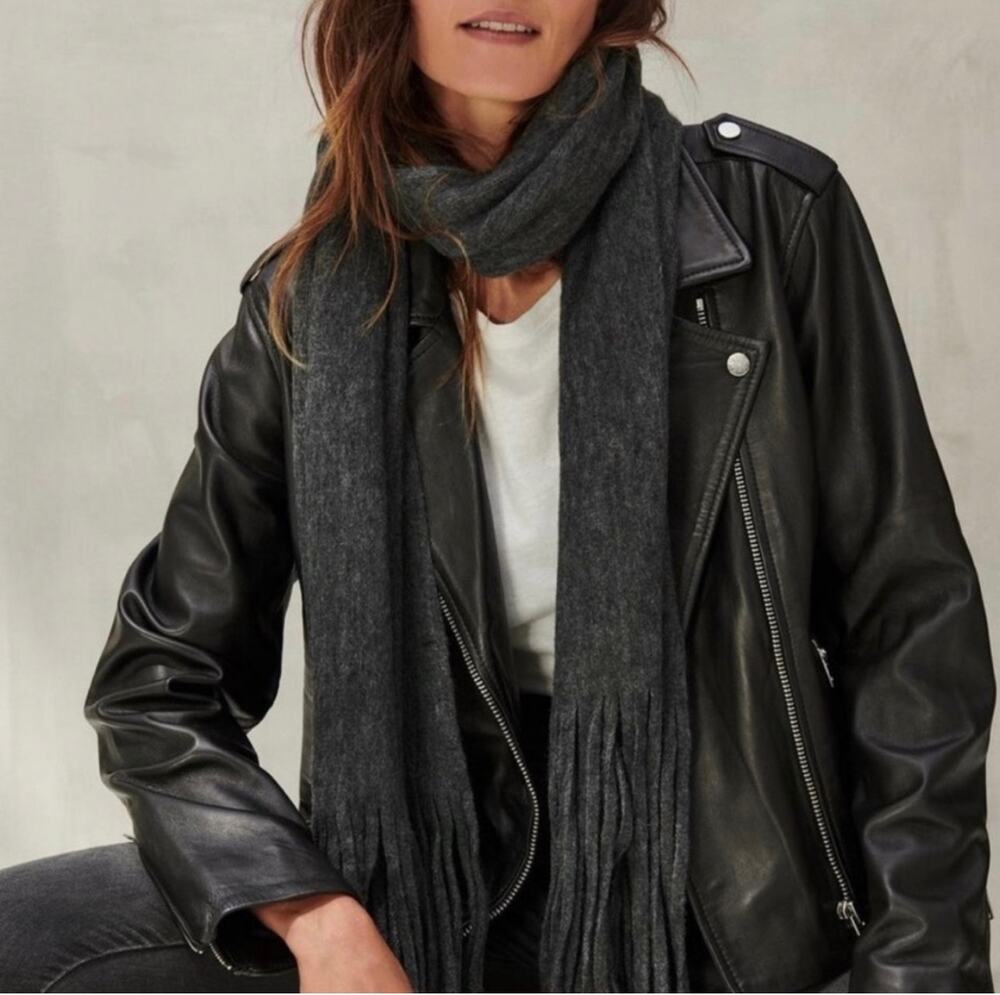 Lucky Brand Solid Brushed Scarf Gray Classic Knit Scarf with Tassels NWT